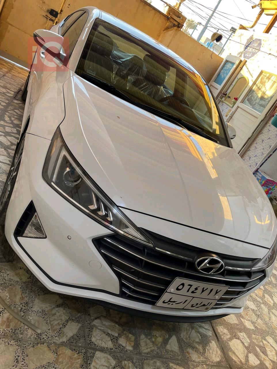 هیوندای ئەلەنترا